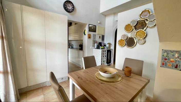 Image No.8-3 Bed Villa for sale