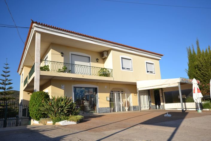 Image No.1-3 Bed Villa for sale