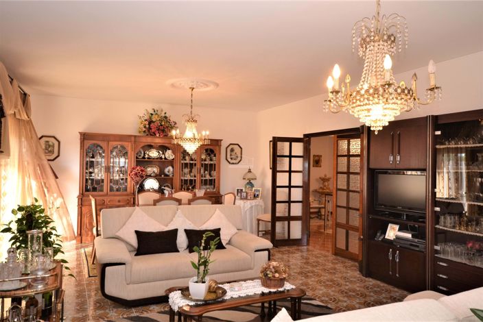 Image No.5-Propriété de 3 chambres à vendre à Loule