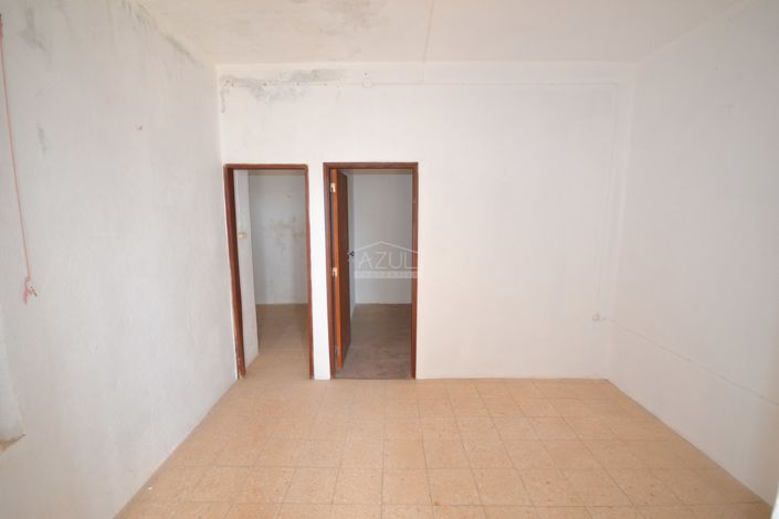 Image No.22-3 Bed Townhouse for sale