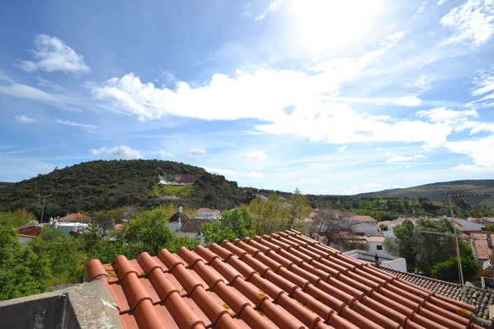 Image No.40-3 Bed Townhouse for sale