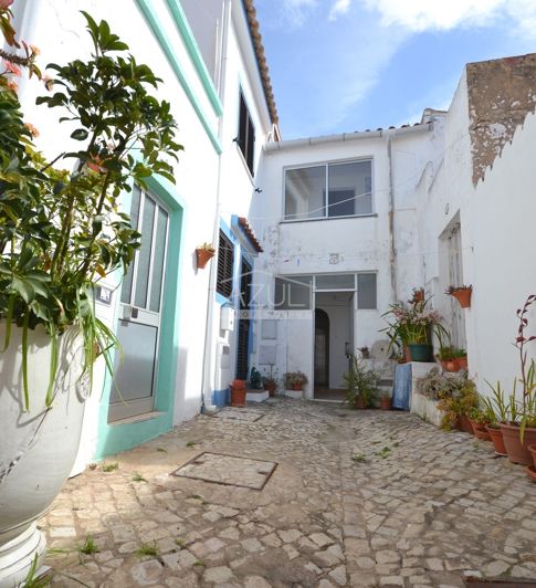 Image No.1-3 Bed Townhouse for sale