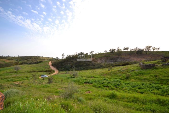 Image No.10-3 Bed Plot for sale