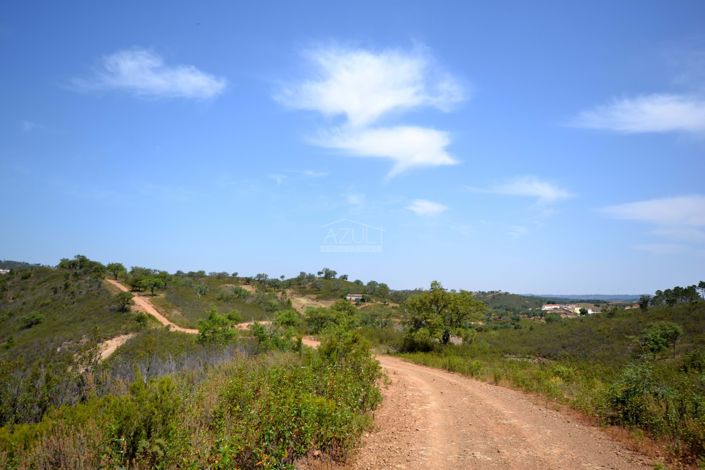 Image No.28-3 Bed Plot for sale