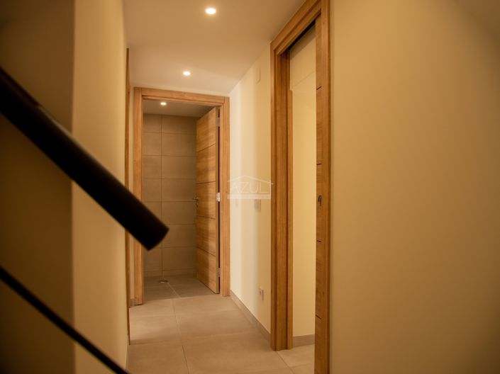 Image No.13-2 Bed Villa for sale