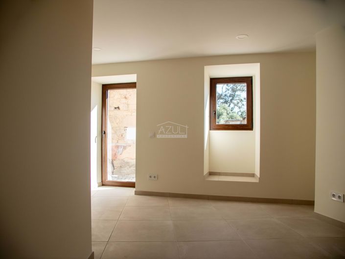 Image No.14-2 Bed Villa for sale