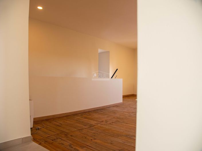 Image No.7-2 Bed Villa for sale