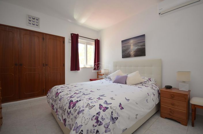 Image No.12-3 Bed Villa for sale