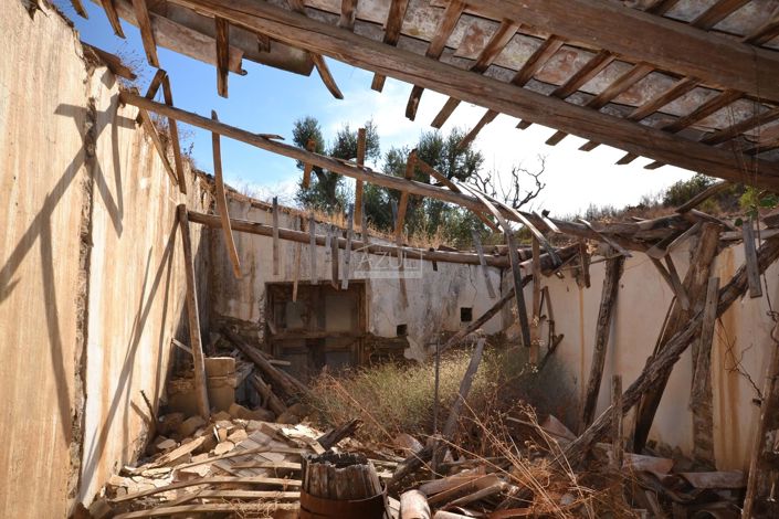 Image No.16-4 Bed Plot for sale