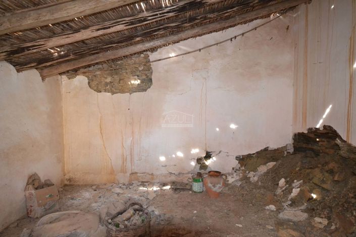 Image No.17-4 Bed Plot for sale