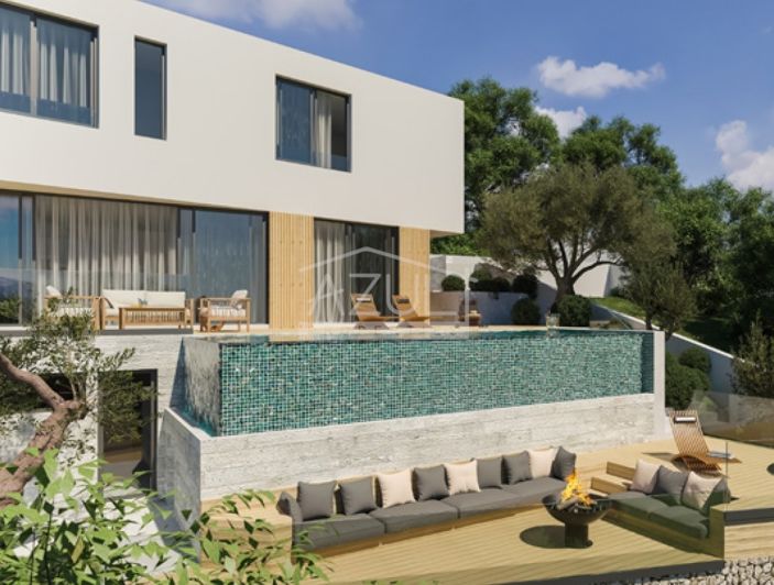 Image No.13-3 Bed Land for sale