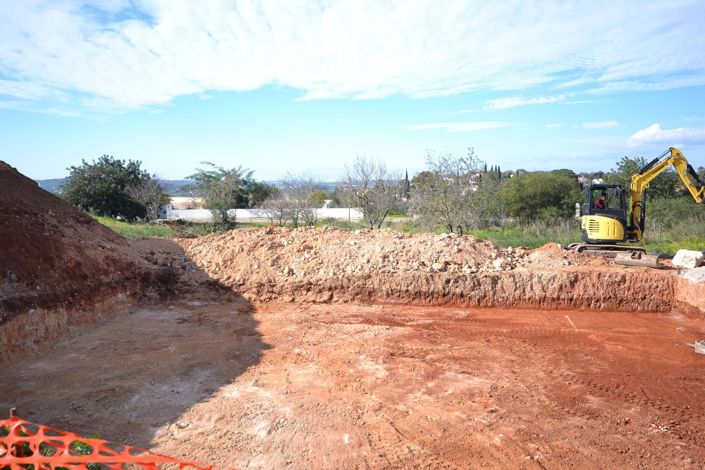 Image No.13-3 Bed Land for sale