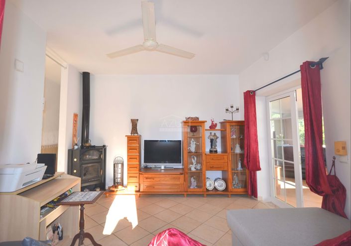 Image No.12-2 Bed Villa for sale