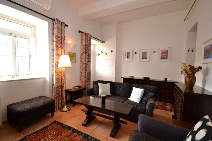 Image No.9-2 Bed Villa for sale