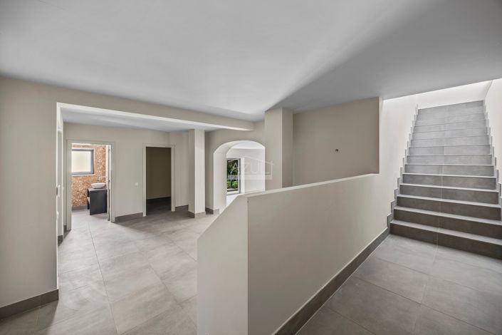 Image No.15-4 Bed Villa for sale