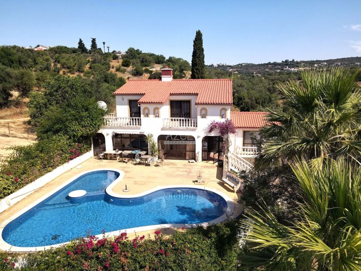Image No.1-4 Bed Villa for sale