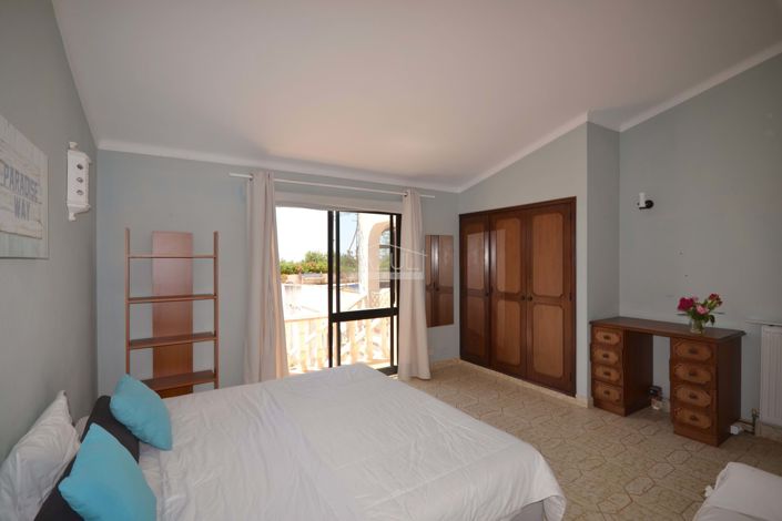 Image No.18-4 Bed Villa for sale