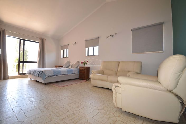 Image No.35-4 Bed Villa for sale