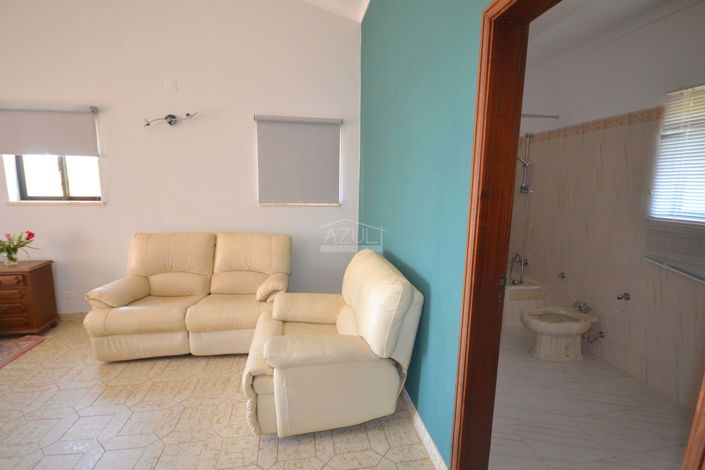 Image No.36-4 Bed Villa for sale