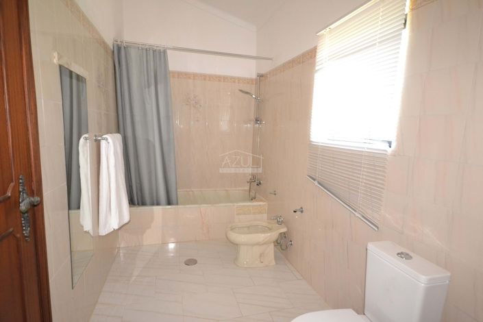 Image No.37-4 Bed Villa for sale