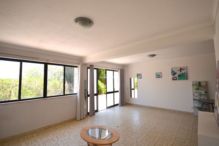 Image No.43-4 Bed Villa for sale