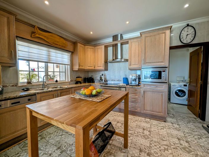 Image No.7-4 Bed Villa for sale