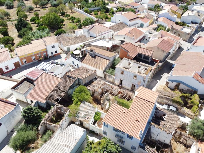 Image No.8-2 Bed Property for sale