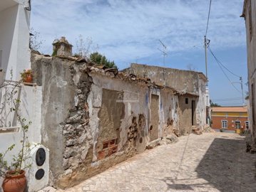 2425-353276-1254606e3c95c5e5ce938638595c7f664