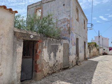 2425-353277-1254606e3c95c5e5ce938638595c7f664