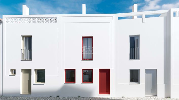 Image No.10-2 Bed Property for sale