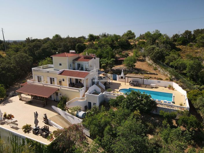 Image No.2-5 Bed Villa for sale