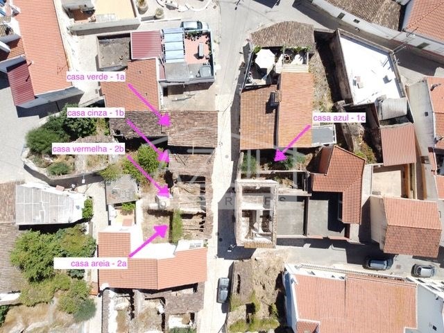 Image No.11-9 Bed Property for sale