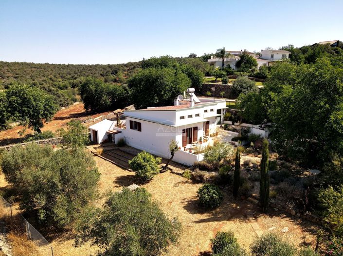 Image No.48-2 Bed Villa for sale