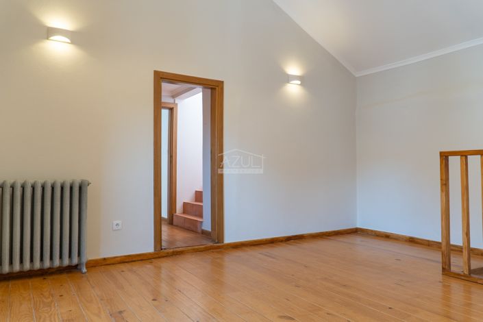 Image No.12-3 Bed Villa for sale