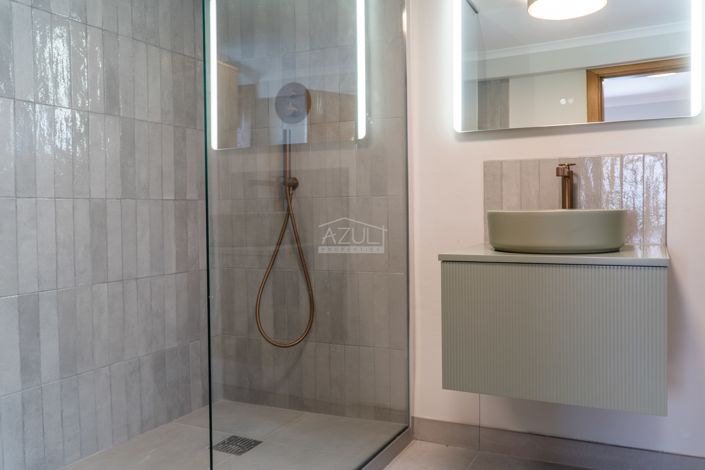 Image No.16-3 Bed Villa for sale