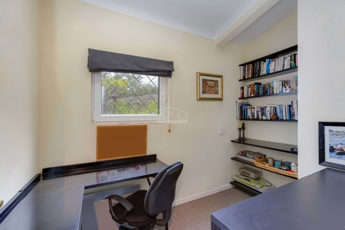 Image No.14-4 Bed Villa for sale