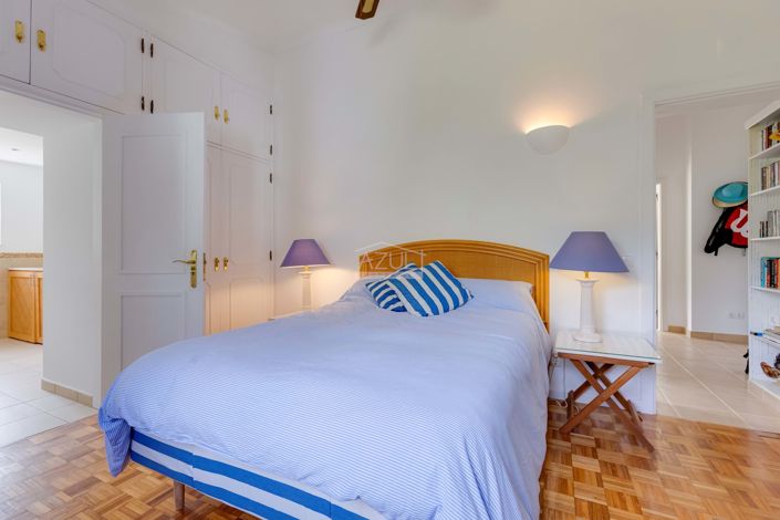 Image No.16-4 Bed Villa for sale