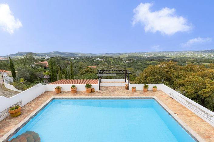 Image No.2-4 Bed Villa for sale