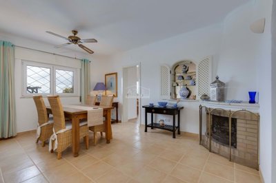 2425-358572-1254606e3c95c5e5ce938638595c7f664