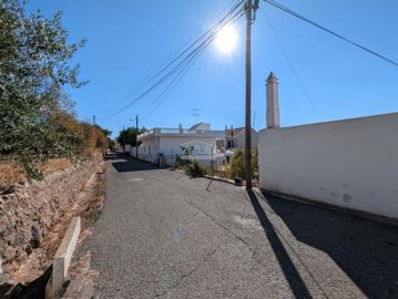 2425-358240-1254606e3c95c5e5ce938638595c7f664