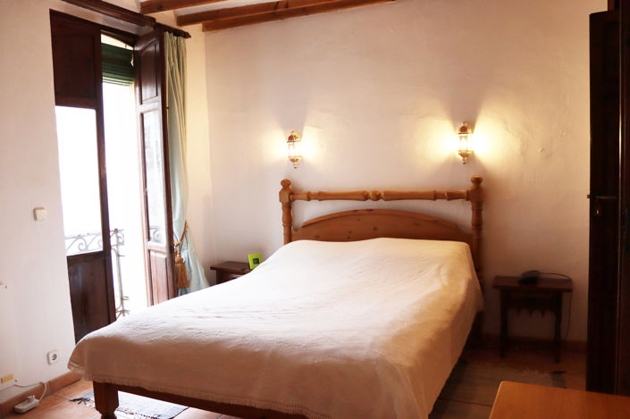 Image No.27-3 Bed Townhouse for sale