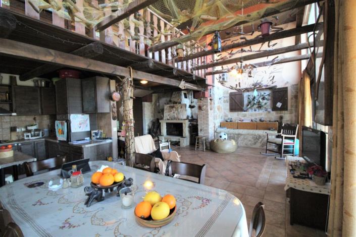 Image No.7-5 Bed Land for sale