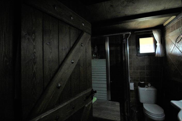 Image No.20-5 Bed Land for sale