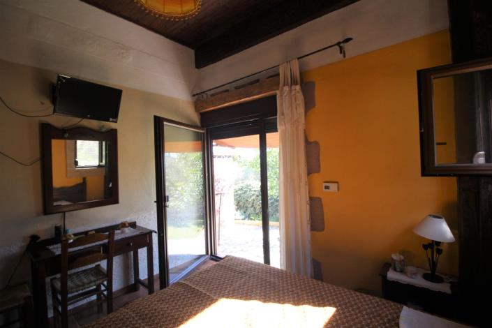 Image No.17-5 Bed Land for sale