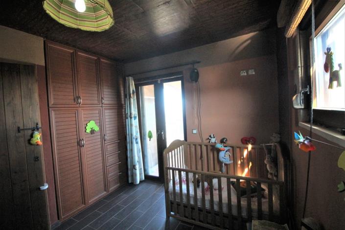 Image No.32-5 Bed Land for sale