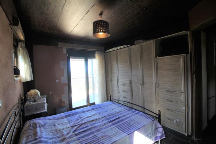 Image No.25-5 Bed Land for sale