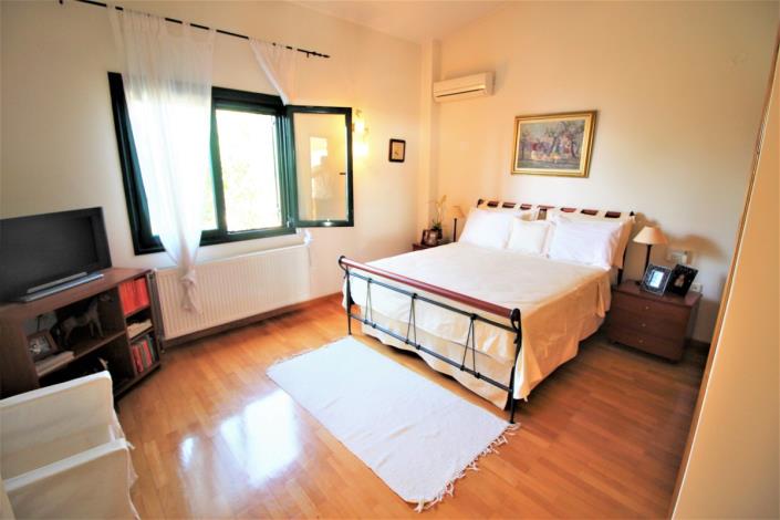 Image No.2-4 Bed Villa for sale