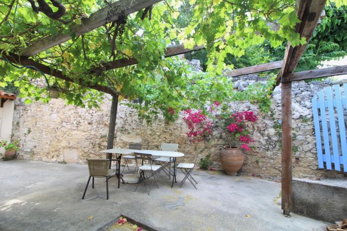 Image No.6-2 Bed House for sale