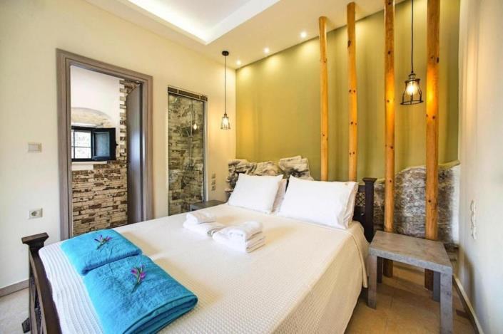 Image No.3-5 Bed House/Villa for sale