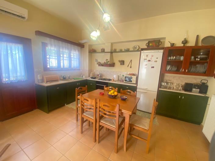 Image No.44-4 Bed House for sale